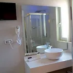 Gatto Bianco Le Terrazze Pensjonat 3*