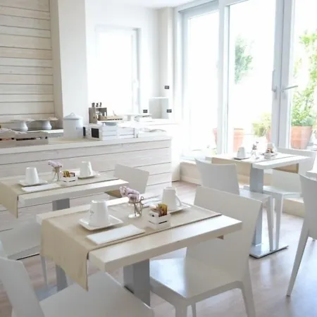 Gatto Bianco Le Terrazze Vendégház 3*