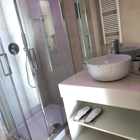 Gatto Bianco Le Terrazze 3*