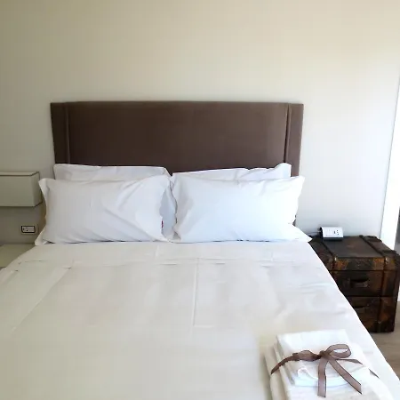 Gatto Bianco Le Terrazze 바리