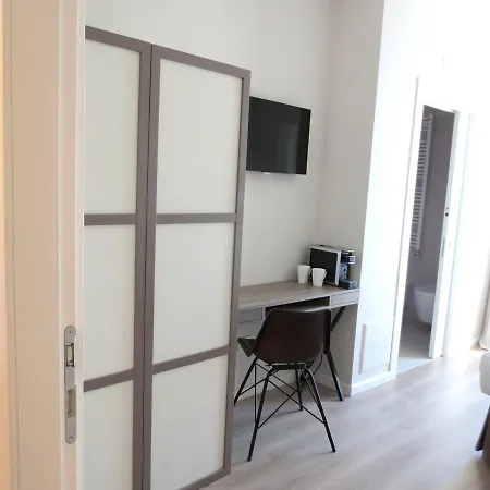 Gatto Bianco Le Terrazze 3* 바리