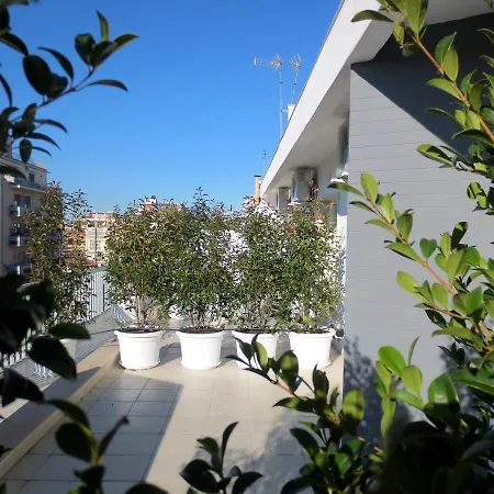 Casa de hóspedes Gatto Bianco Le Terrazze 3*