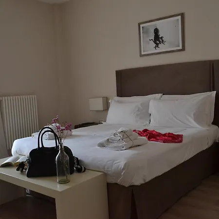 Gatto Bianco Le Terrazze 바리